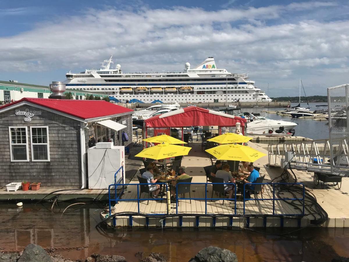 Water Suites Charlottetown Exterior photo